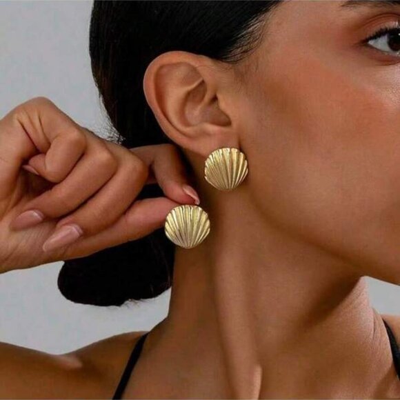 Gold Shell Statement Stud Earrings – 18K Gold Filled - Picture 1 of 3